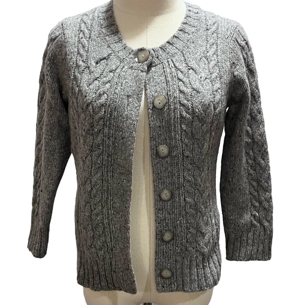 Cambridge Dry Goods Lambswool Blend Cable Knit Gray
Cardigan Sweater
Size SM